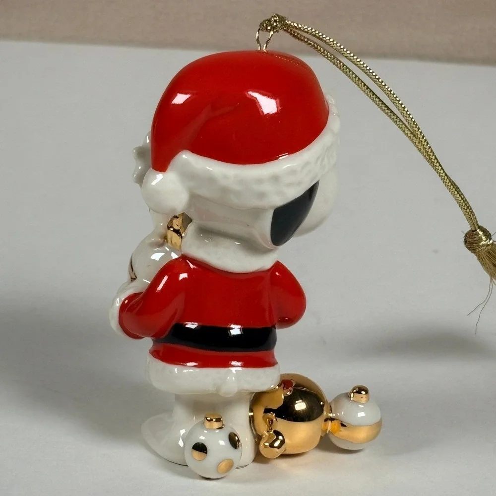 Lenox Peanuts SNOOPY'S CHRISTMAS SPIRIT Christmas‎ Ornament Gold Accents in Box
